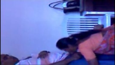 Sexy Kamwali Bai Hot Blowjob To Boss