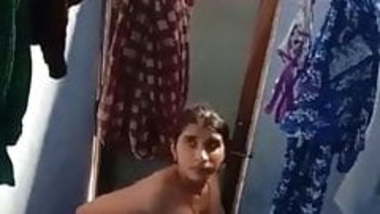 Sxxxvj - Girl Bathing xxx indian film