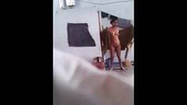 Ggjxxx - Desi Boy Catches Mom Bathing And Dressing On Spy Cam xxx indian film